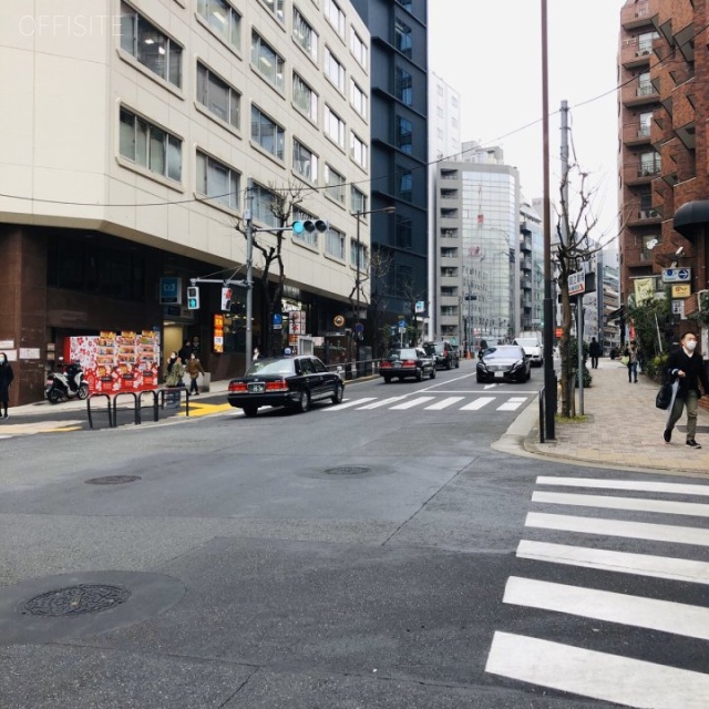 パレスサイド千代田 ビル前面道路