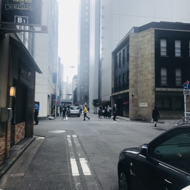 宝鏡堂ビル ビル前面道路