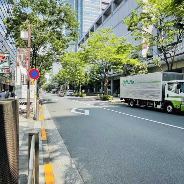 メゾンドール錦糸町ビル 前面道路