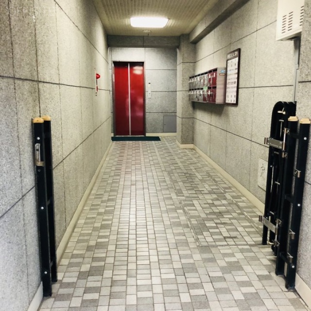 新橋SSビル エントランス