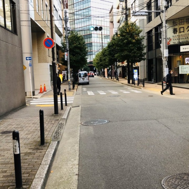 福田ビル ビル前面道路