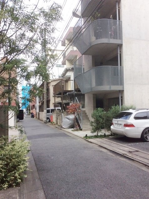 フォージットビル ビル周辺道路