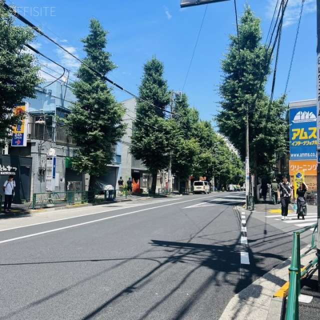 方南町喜多ビル 前面道路