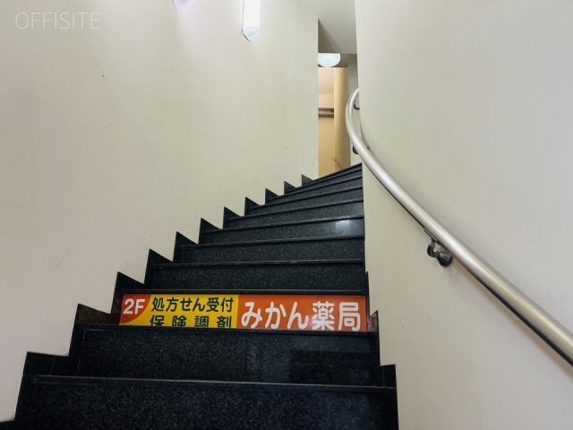 原勝ビル　エントランス