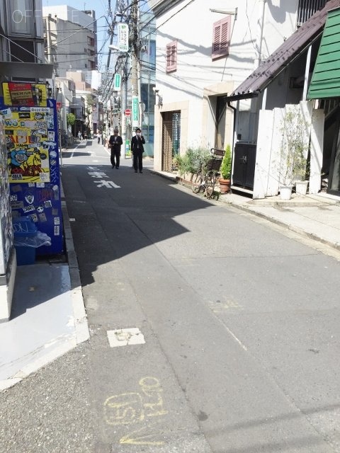 RISA(ライサ)ビル ビル前面道路