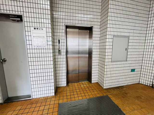 藤枝ビル　エントランス