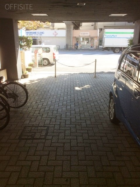 白金Ⅱビル エントランス