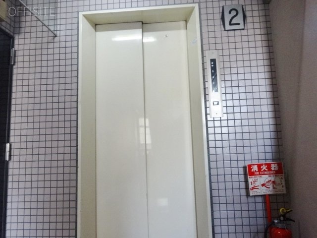 安藤ビル エレベーター