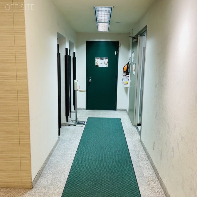 豊島屋ビル エントランス