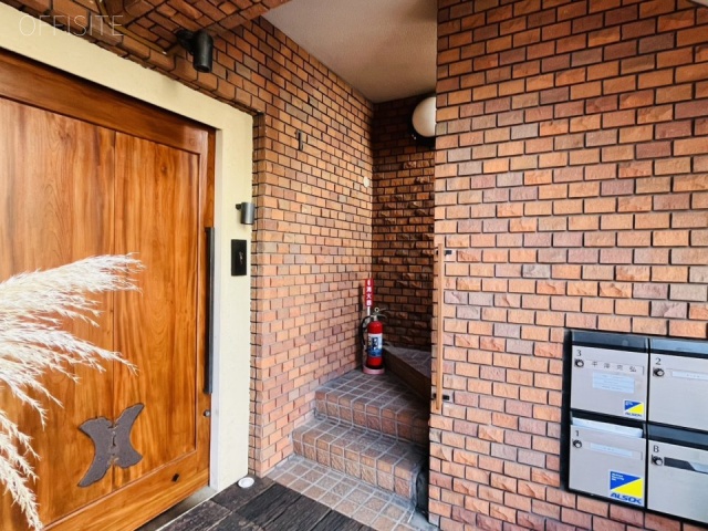 ヴォーグ代官山Ⅱ エントランス