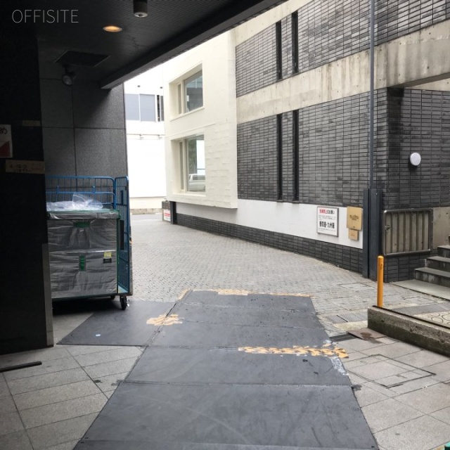 斎藤ビル新館 エントランス