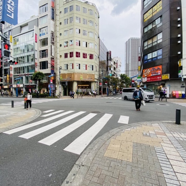 第1中野ビル ビル前面道路