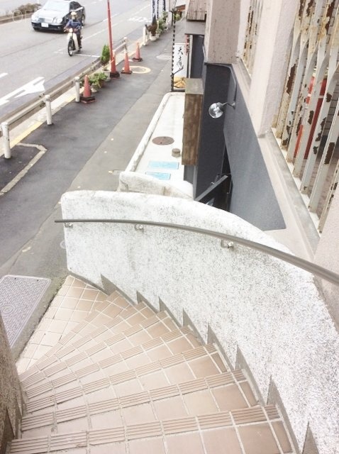 セントラル青山 階段