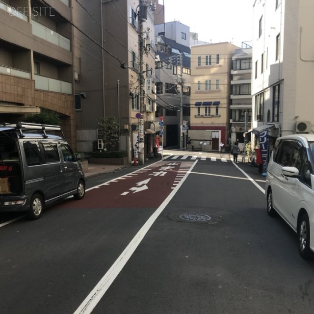 渋谷ファーストプレイス ビル前面道路