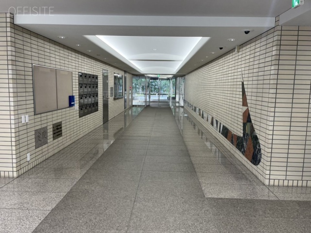 OSビル エントランス