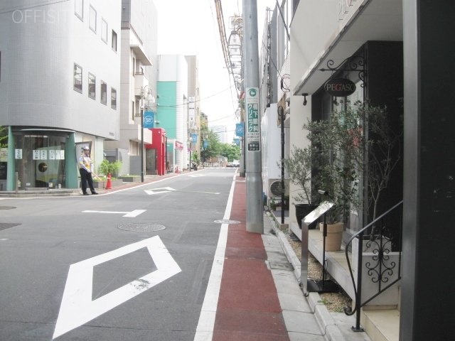 南青山モワビル 画像