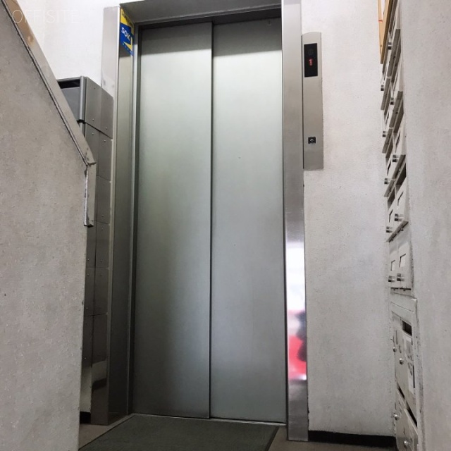 銀座三田ビル エレベーター