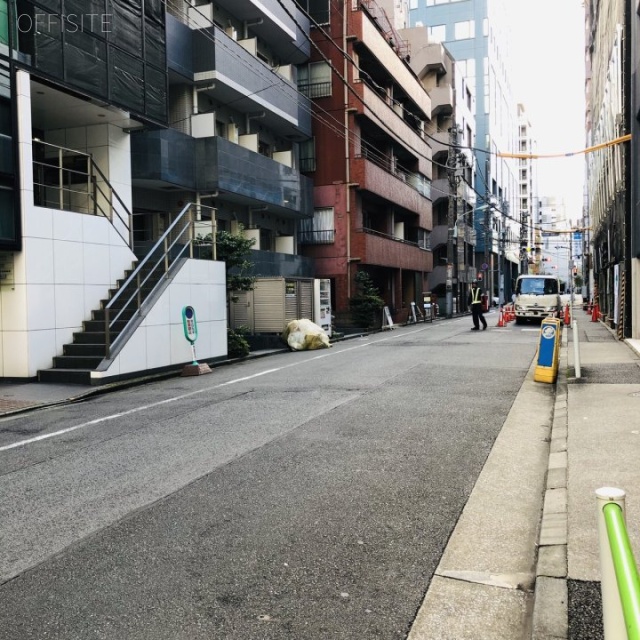 第2長谷川ビル ビル前面道路