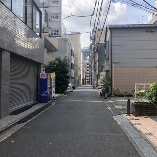 椙村(すぎむら)ビル ビル前面道路