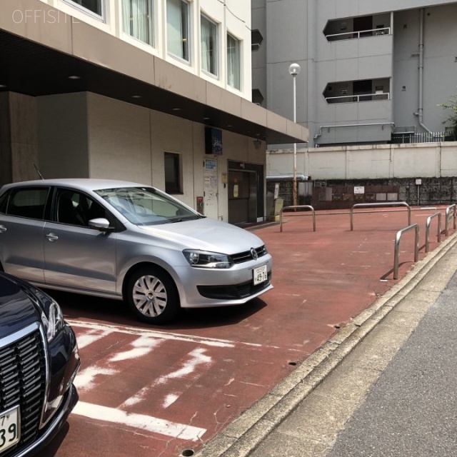 全国農業共済会館 駐車場