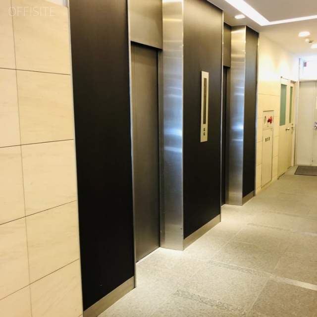 ヒューリック新京橋ビル　エレベーター