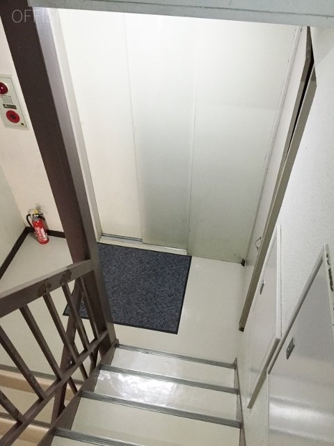 鈴木ビル 画像