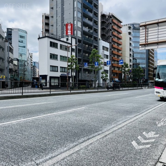 リードシー東神田ビル 前面道路