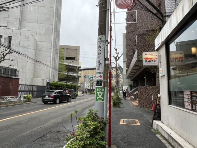 ルカビルⅡ　周辺