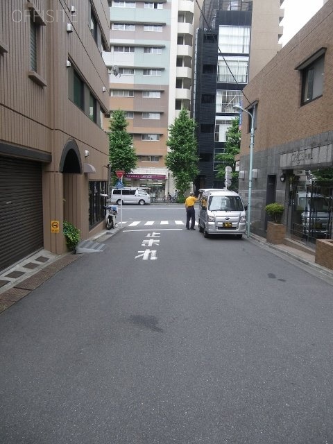 コンド恵比寿 ビル前面道路