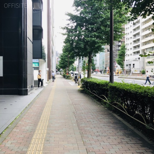 ハンファビル ビル前面道路
