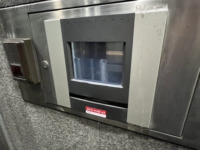 郁文堂青山通りビル　エントランス