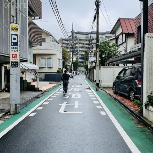 クレスト広尾 ビル前面道路