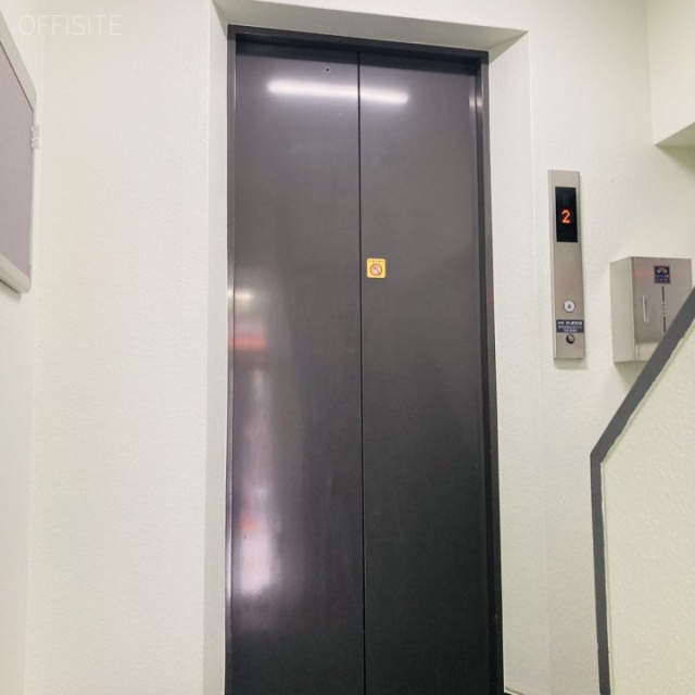 雄山ビル エレベーター
