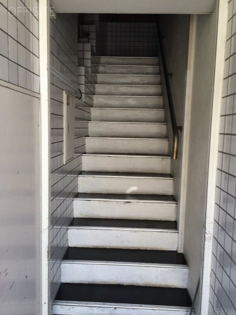 Step Inビル 画像