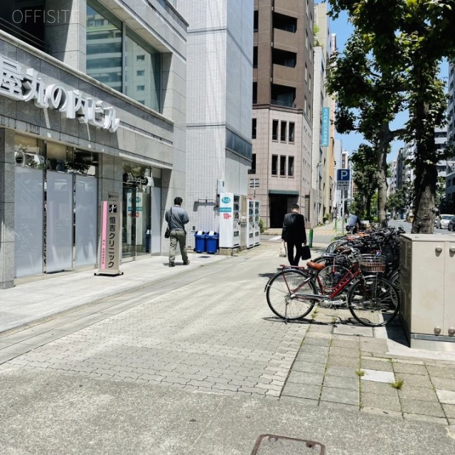 合人社名古屋丸の内ビル 前面歩道