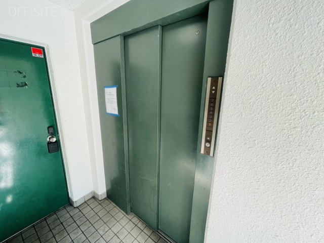 クレストビル　エレベーター