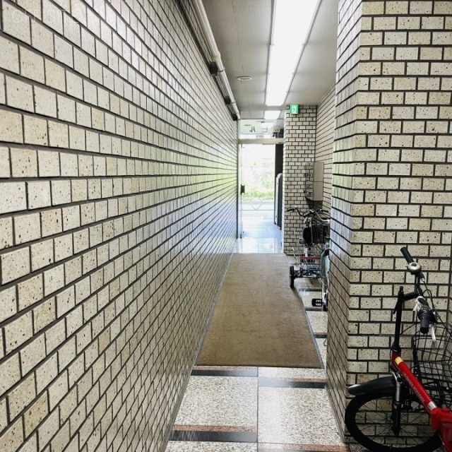 平田ビル エントランス