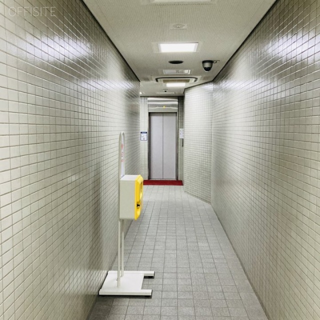 アーバンネット岩本町ビル エントランス