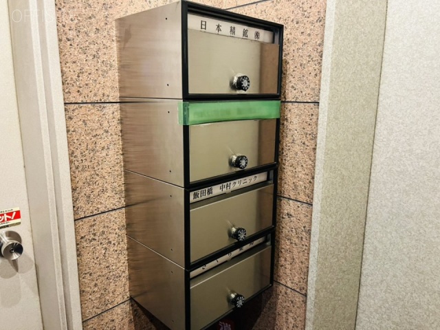 日本精鉱ビル エントランス