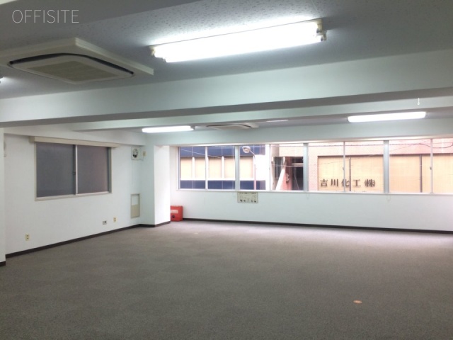 進盛ビル 室内