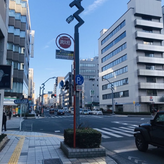 東秋葉原ビル ビル前面道路