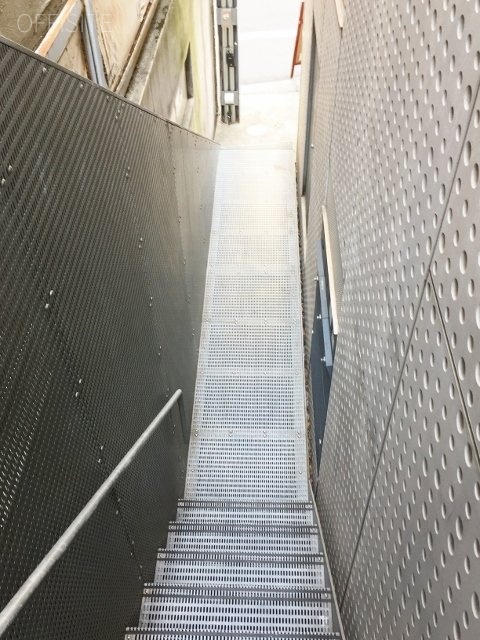 メグビル 画像