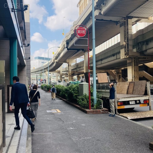 池袋東栄ビル ビル前面道路