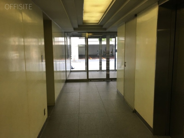 共同ビル小伝馬町 エントランス
