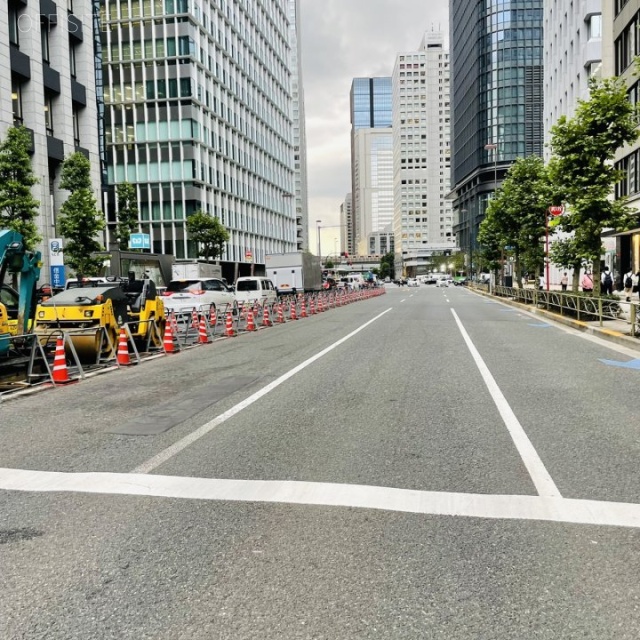 TGビル本館(TKP東京駅日本橋カンファレンスセンター)ビル ビル前面道路