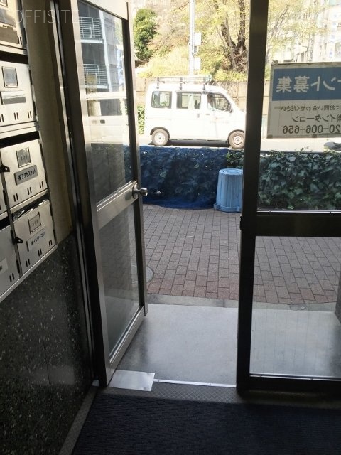 松住町別館 エントランス