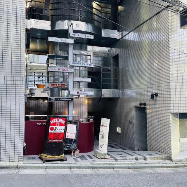 ウィンド六本木ビル エントランス