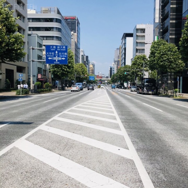 茅場町スクエアビル ビル前面道路