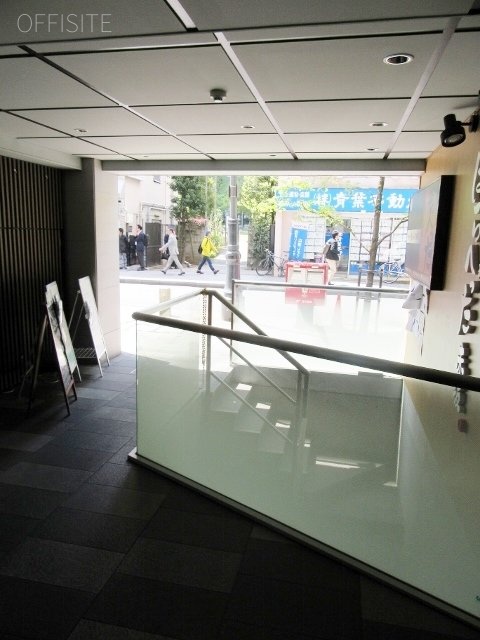 ACRビル エントランス