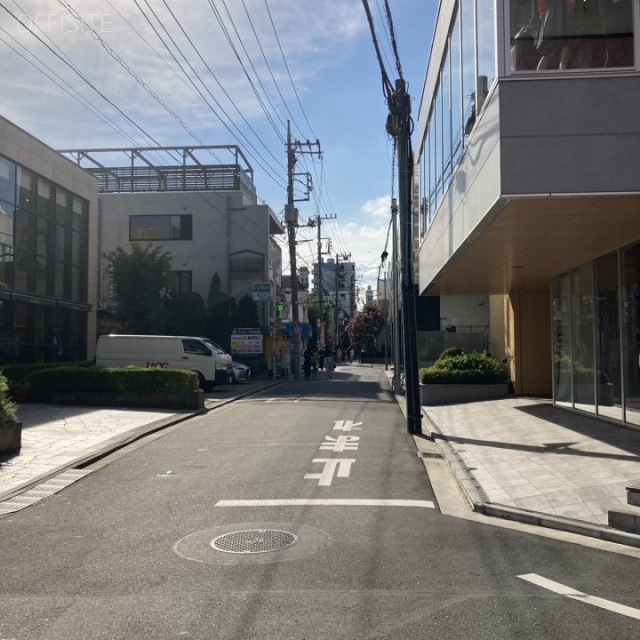 HULIC&New KICHIJOJI ビル前面道路